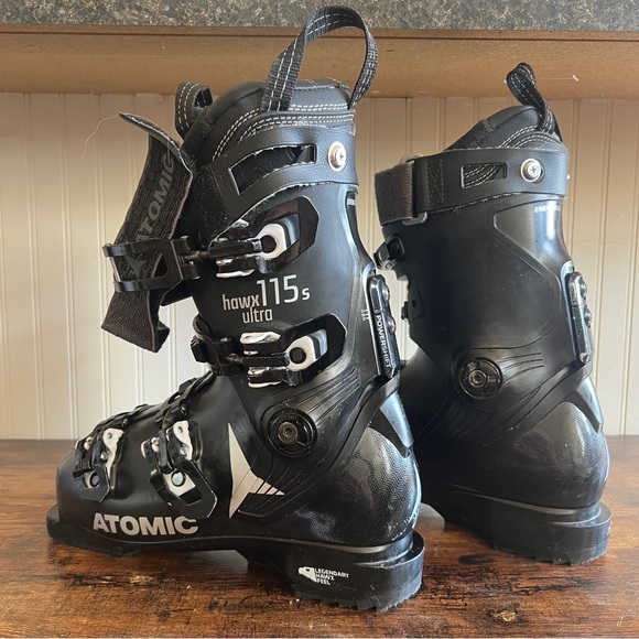 Atomic Women's Black Winter Boots - Picture 1 of 3